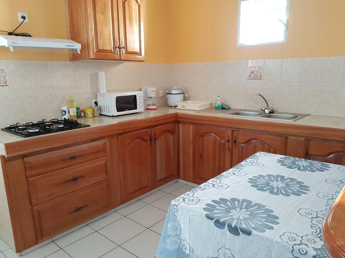 Chez Jojo Apartment Baie-Mahault Bagian luar foto